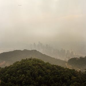 重庆有时被称为“雾都”。