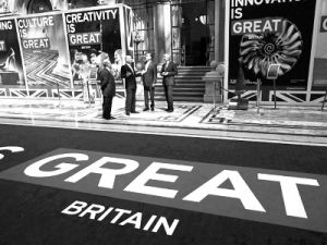 “非凡英国”计划在多个国家和城市投放户外广告