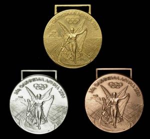 雅典奥运会三种不同材质的奖牌
