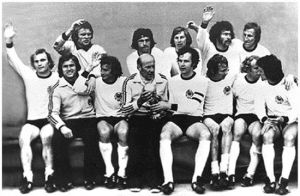 1954年瑞士世界杯联邦德国夺冠阵容合影