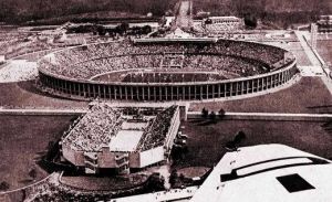 第十一届奥运会期间的柏林奥运会体育场