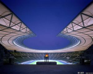 柏林奥林匹克体育场（入口顶部）