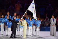 奥运会旗交接给东京市长小池百合子